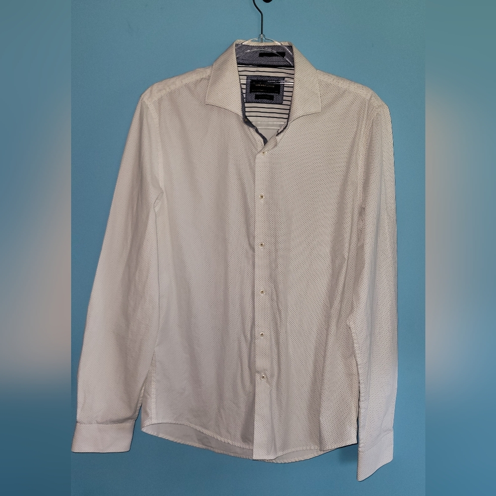 Men’s Denim and Flower White and Blue Long Sleeve Button Up Size Medium